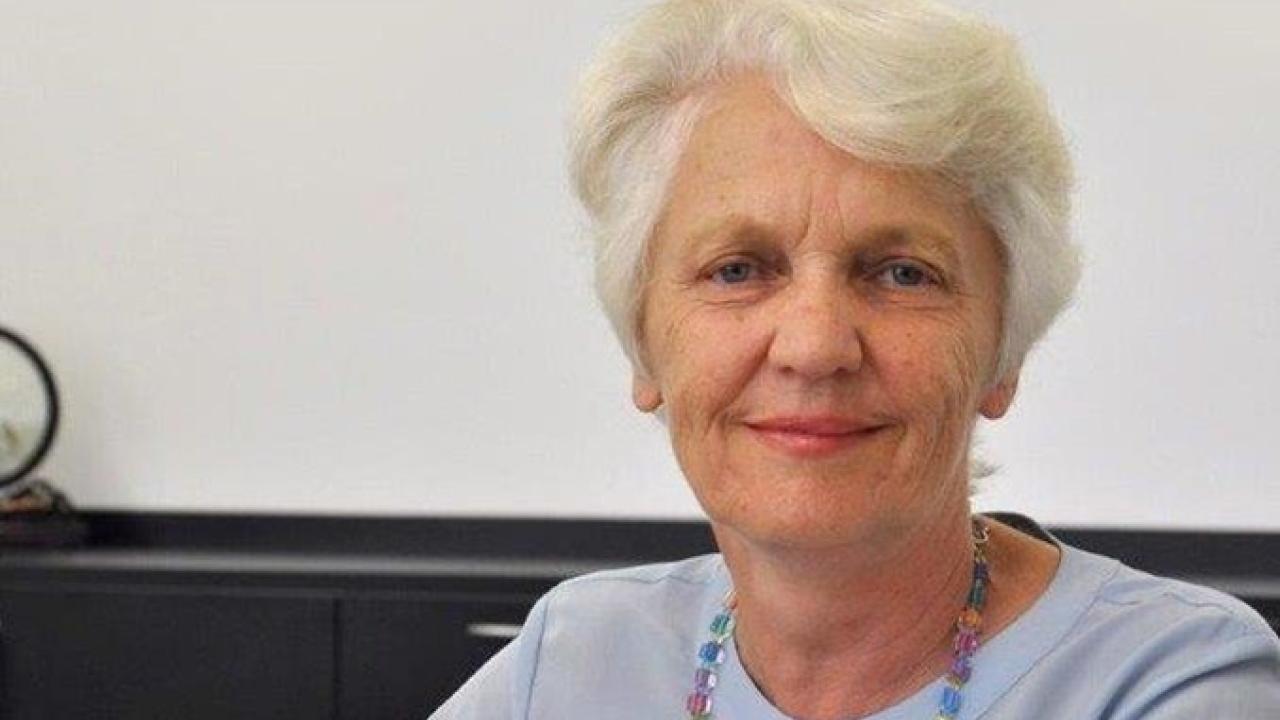 Viviane Robinson