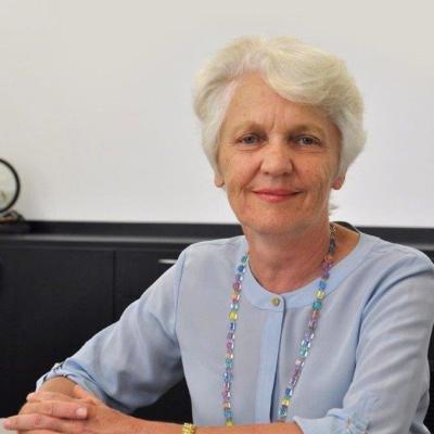 Viviane Robinson